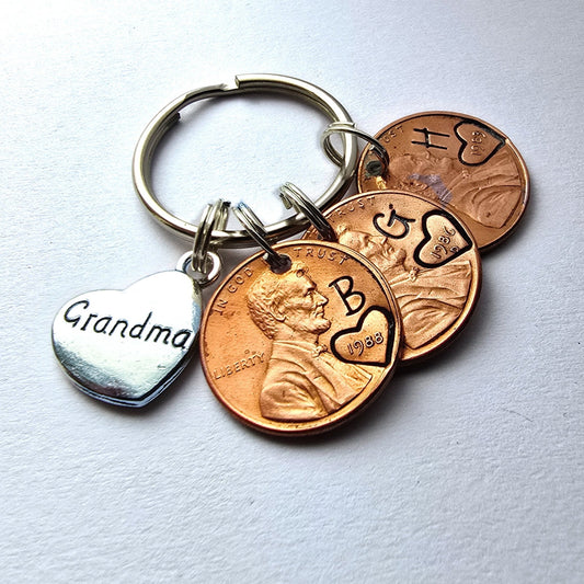 Custom Gift for Grandma, Personalized Penny Keychain - DAYZEECREATIONZ, PERSONALIZED GIFTS-1
