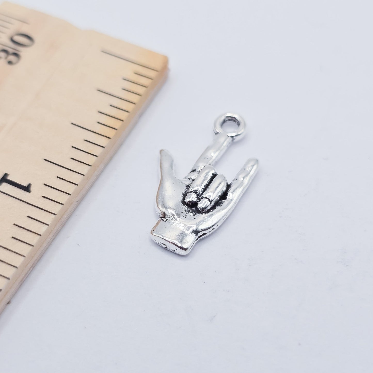 ASL , American sign language, I love you charm. ADD on charm for keychain - DAYZEECREATIONZ, PERSONALIZED GIFTS3