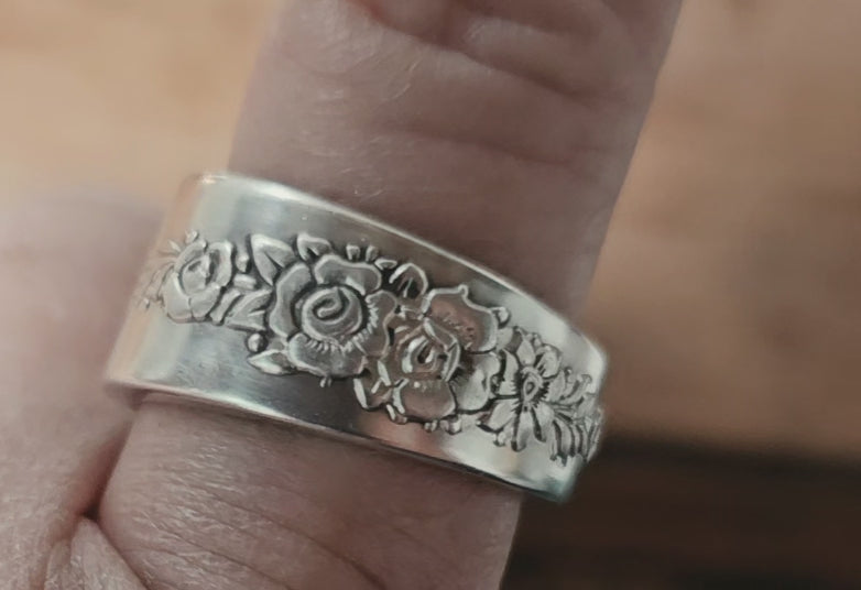 Vintage Silverplate Spoon Ring – 1939 Royal Rose Pattern
