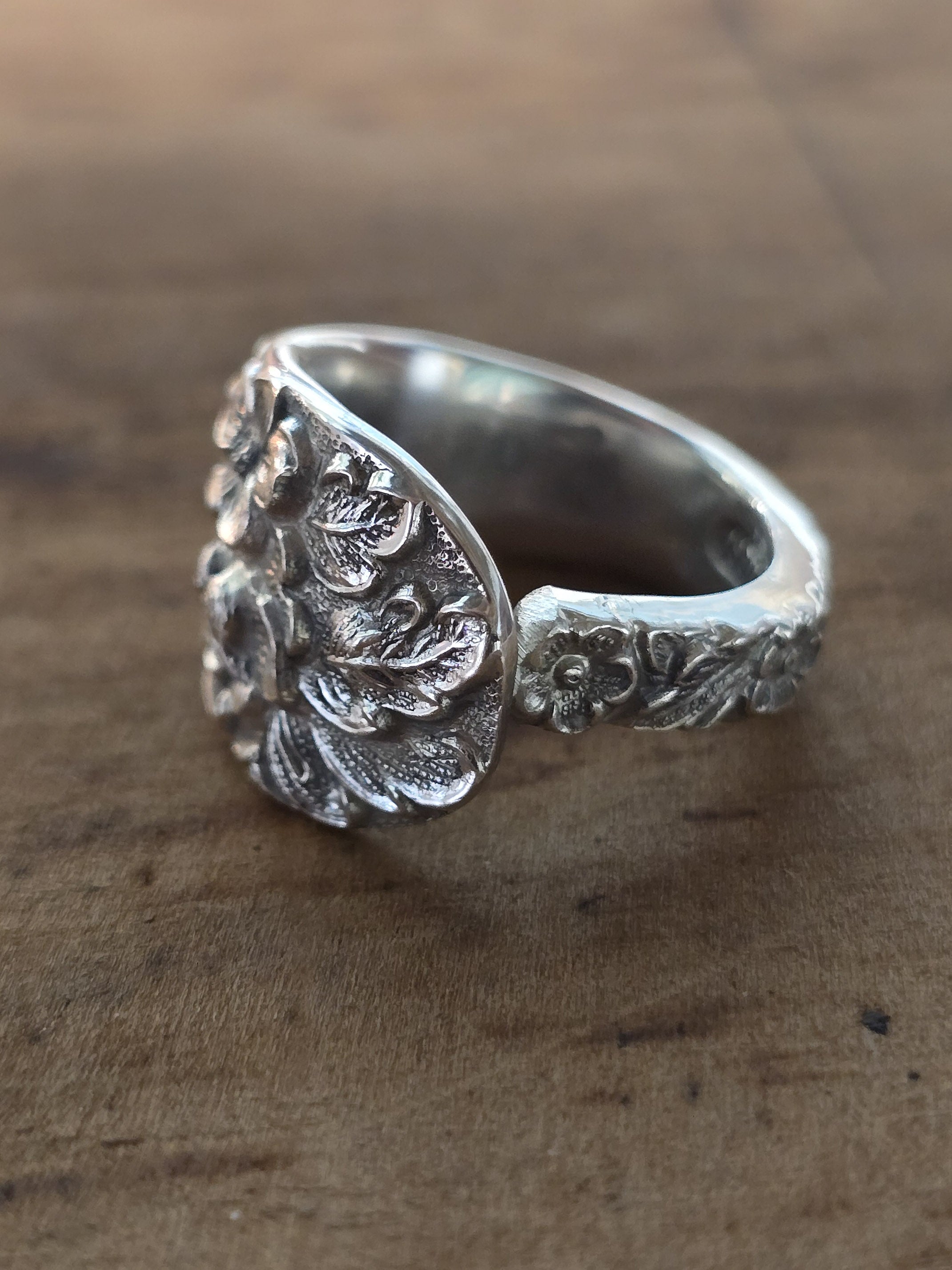 1892 Stieff Rose Sterling Silver Spoon Ring – Size 8.25