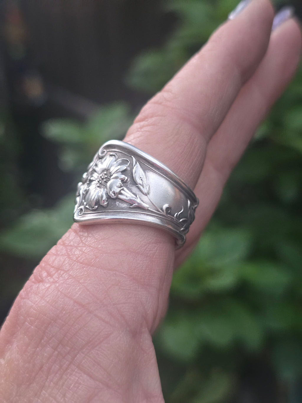 Silver-Plated Spoon Ring - Handcrafted from Antique 1905 Gloria Pattern Silverware