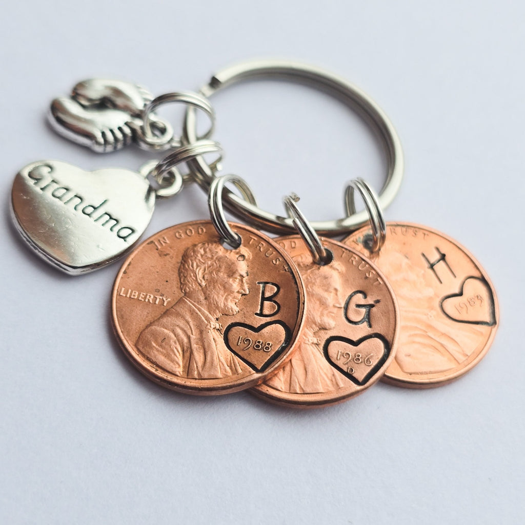 Custom Gift for Grandma, Personalized Penny Keychain with Baby feet and Heart/grandma charm - DAYZEECREATIONZ, PERSONALIZED 3