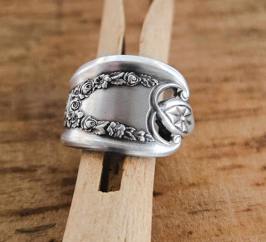 Spoon Ring | 1911 Old Colony Pattern | Vintage Silverware Ring