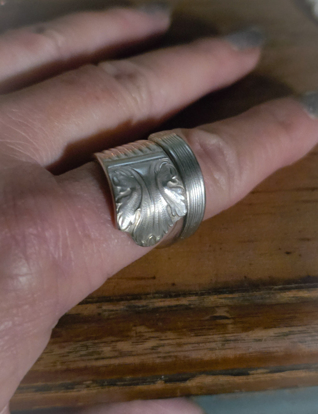 Lady Esther Art Deco Wrap Spiral Spoon Ring – Vintage Silverplate, Sizes 7–11