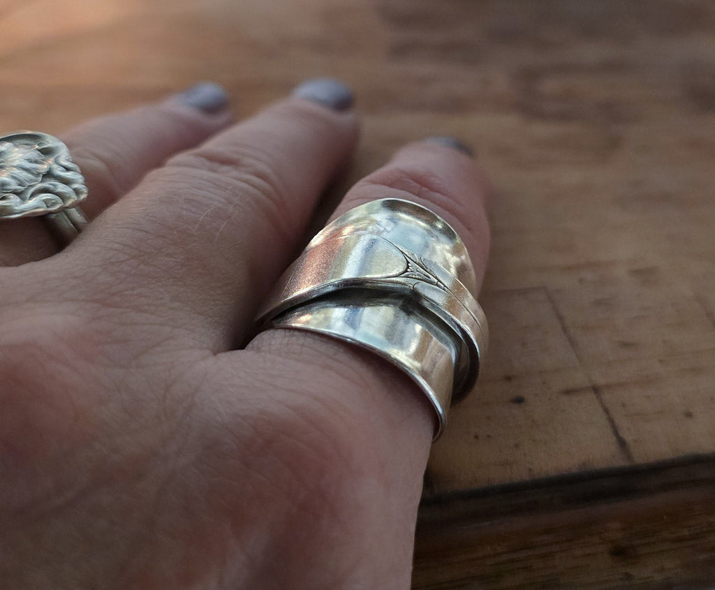 Size 8 Saddle Spoon Ring