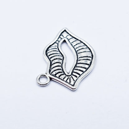 Lips charm. ADD on charm for keychain - DAYZEECREATIONZ, PERSONALIZED GIFTS2