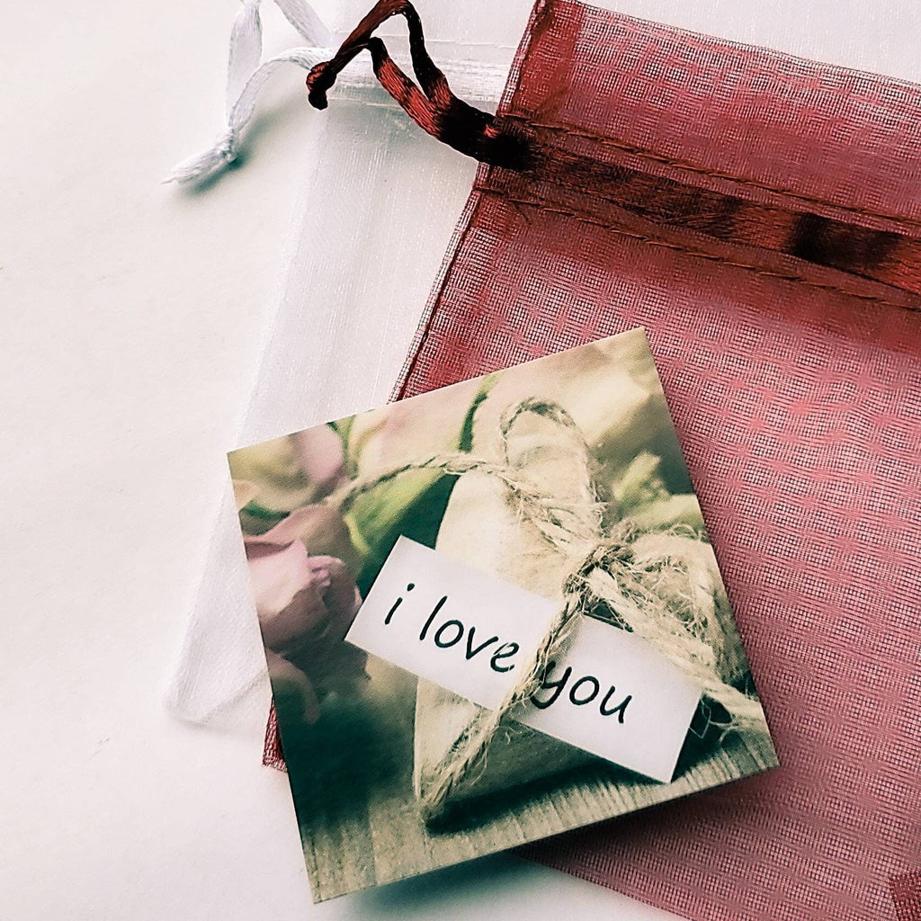 Adorable Custom Keychain for Mom with Personalized Penny & Baby Foot Charm