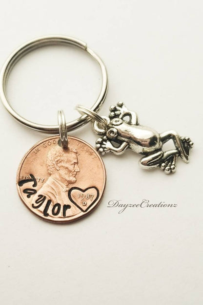 Custom name penny keychain with frog charm