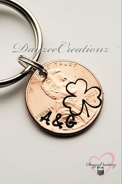 Anniversary Keychain with clover Stamped around year